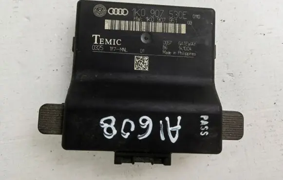 Volkswagen Touran I Gateway control module 1K0907530E