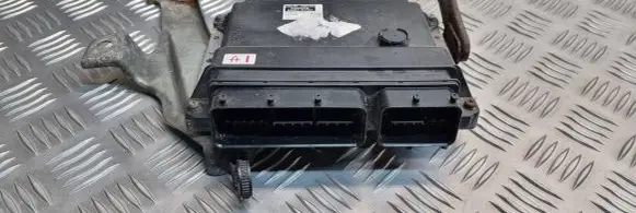 Lexus IS 220D-250-350 Engine control unit/module 8966153701 1758009481