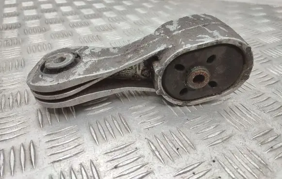 Ford Galaxy Engine mount bracket