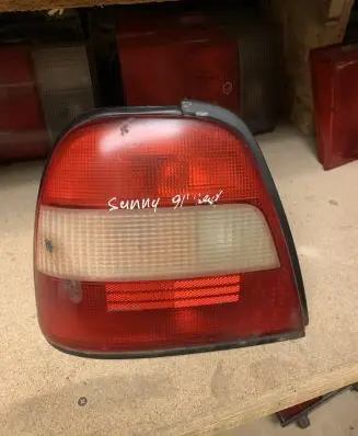 Nissan Sunny Rear/tail lights 4608