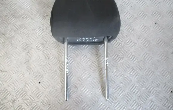 Peugeot 207 Front seat headrest 