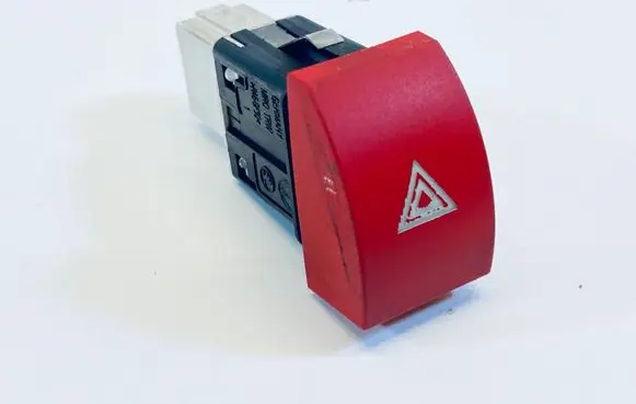 Skoda Octavia Mk2 (1Z) Hazard light switch 1Z0953235A