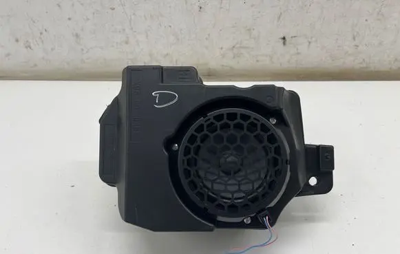 Mazda 3 Subwoofer speaker BDGF6696X