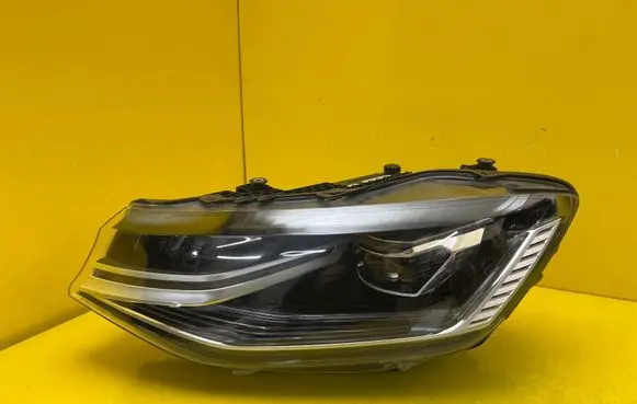 Volkswagen Caddy Headlight/headlamp 2K8941035R