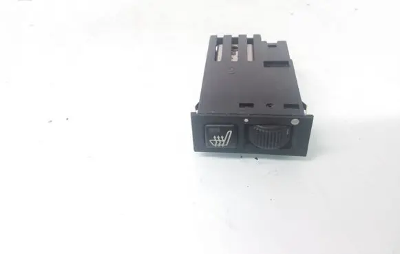 BMW 7 E38 Seat heating switch 8352259