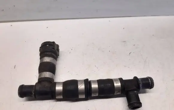 Audi A6 S6 C6 4F Electric car engine cooling hoses/pipes 