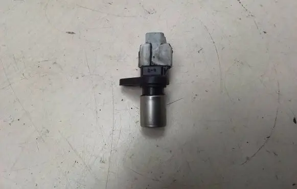Toyota Avensis Verso Crankshaft position sensor