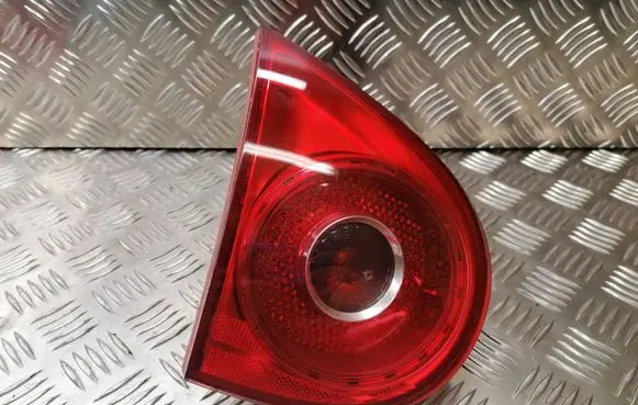 Volkswagen Golf V Tailgate rear/tail lights 285001