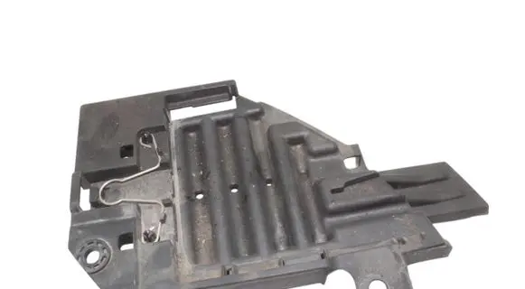 Land Rover Discovery Sport Headlight/headlamp mounting bracket 00183541