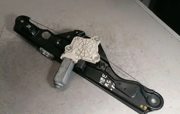 Mercedes-Benz E W211 Rear door window regulator with motor A2118202342