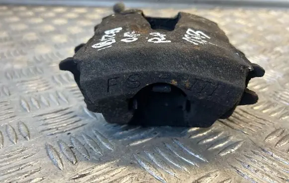 Seat Ibiza IV (6J,6P) Front brake caliper