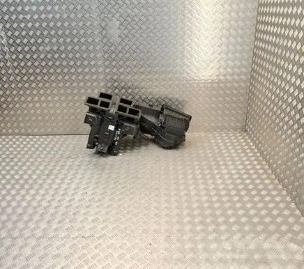 Interior heater climate box assembly