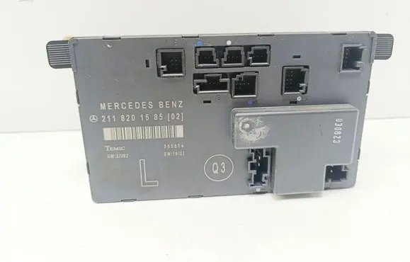 Mercedes-Benz E W211 Door control unit/module 2118201585