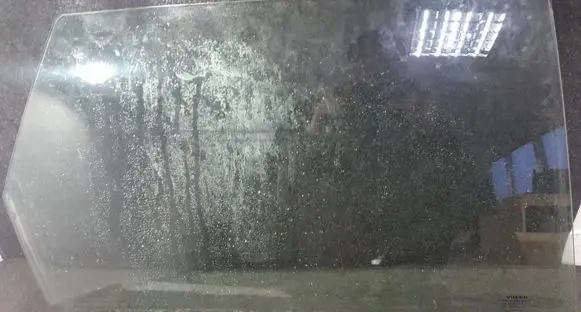 Volvo V50 Rear door window glass