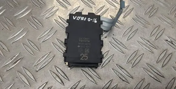 Toyota Verso Gateway control module 8910064010