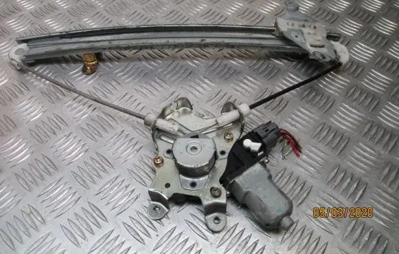 Mitsubishi Lancer Front door electric window regulator 