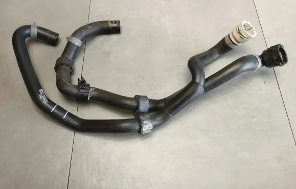 Audi A5 Sportback 8TA Engine coolant pipe/hose 8K0145919C