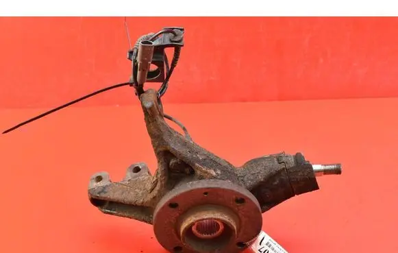 Citroen C4 II Front wheel hub spindle knuckle