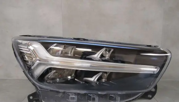Volvo XC40 Headlight/headlamp 31655632 89915254