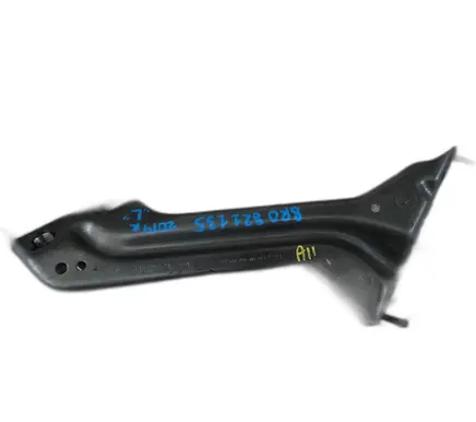 Fender mounting bracket