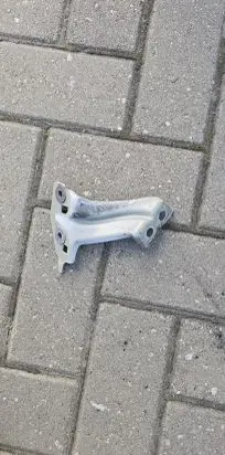 Volkswagen Jetta USA Fender mounting bracket 17A821137