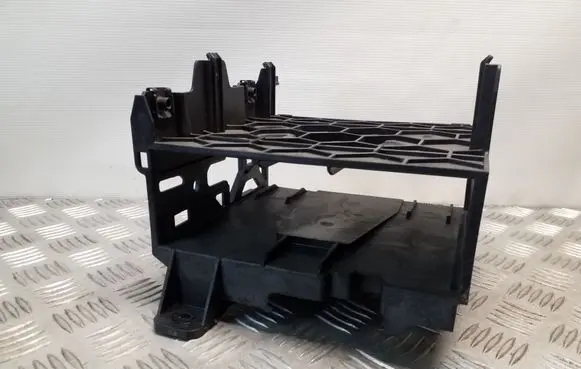 Audi A5 Sportback 8TA Navigation GPS unit bracket/holder 8T0907368A