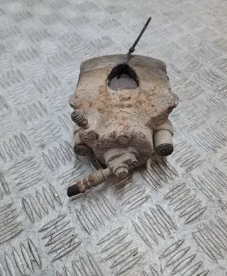 Skoda Octavia Mk2 (1Z) Front brake caliper 
