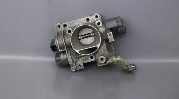 Fiat Panda II Throttle valve