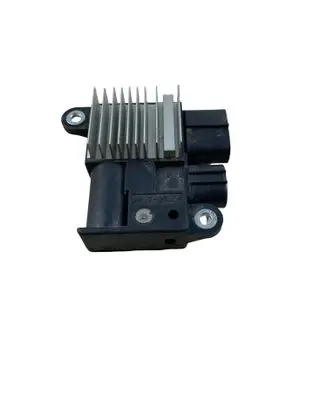 Toyota Yaris XP210 Fan control module 89257K0020
