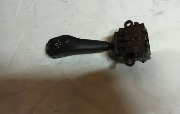 BMW 3 E46 Indicator stalk 8363668 61318363668