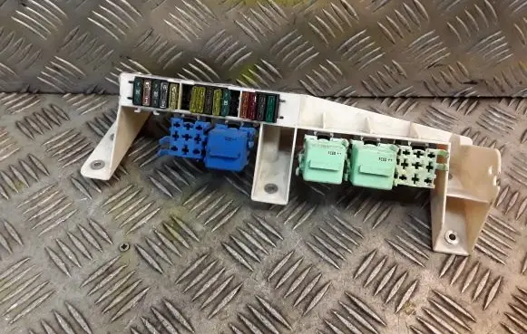 BMW X5 E53 Fuse box set 8383720