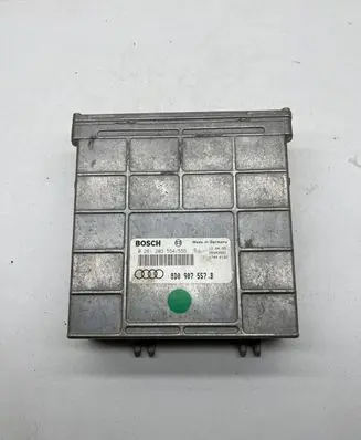 Audi A4 S4 B5 8D Engine control unit/module 8D0907557B 0261203554