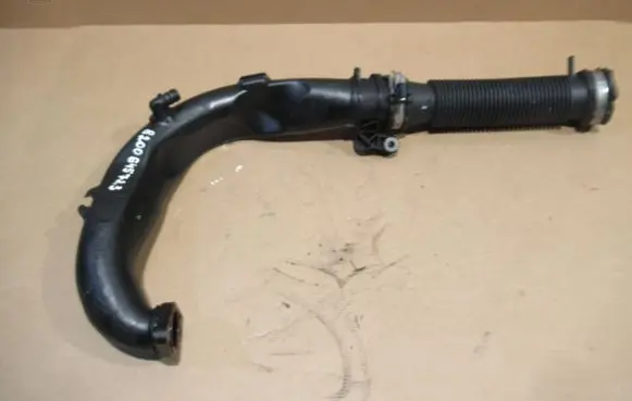 Dacia Sandero Air intake hose/pipe 8200645723
