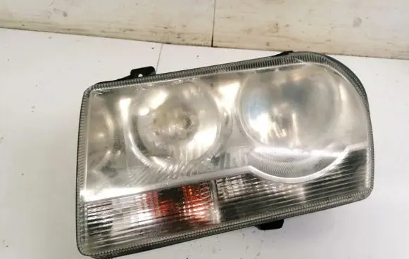 Chrysler 300 - 300C Headlight/headlamp