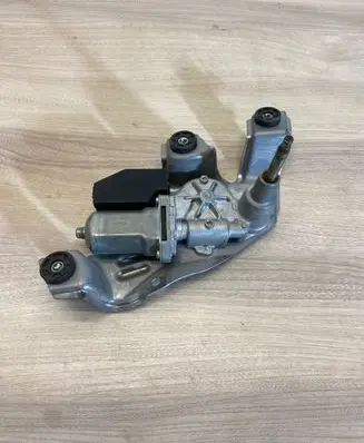 Toyota Auris E180 Wiper motor 8513002050 2596002601