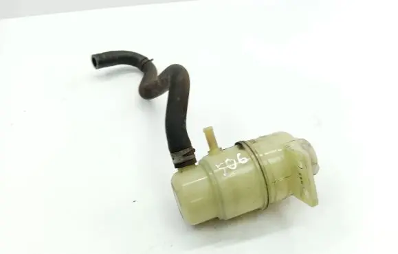 Mitsubishi Outlander Power steering fluid tank/reservoir