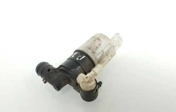 Renault Megane II Windscreen/windshield washer pump 8200067015
