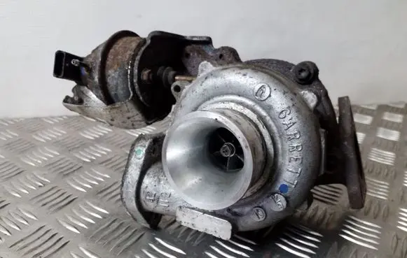 Opel Mokka Turbo 55567731 7895332 E55567731