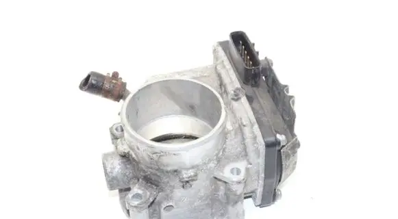 Mitsubishi Outlander Throttle valve