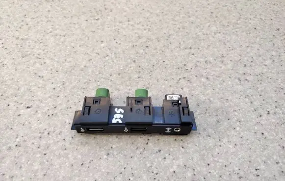 Volkswagen Tiguan USB socket connector 5TA863324C26 5TA863324C