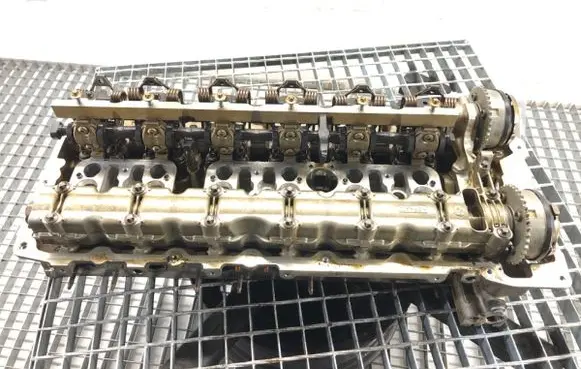 BMW 2 F22 F23 Engine head 760510205