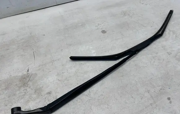 Toyota Corolla E210 E21 Front wiper blade arm 