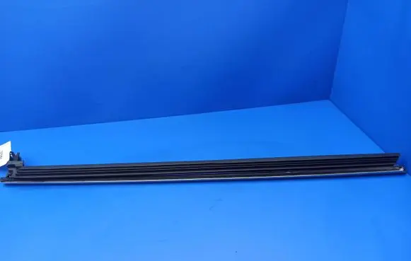 Mercedes-Benz E C207 W207 Front door glass trim molding A2077250165