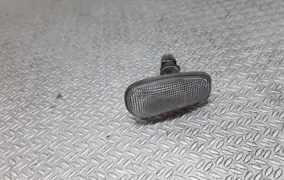 Opel Astra G Front fender indicator light