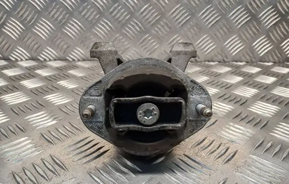 Audi A4 S4 B6 8E 8H Gearbox mount 8E0399115F