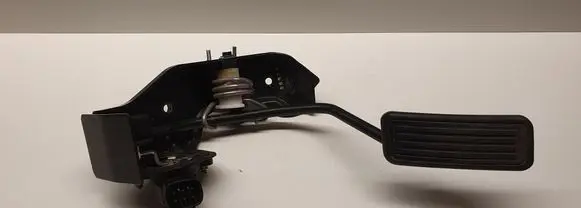 Toyota Corolla Verso AR10 Accelerator throttle pedal 7811135030