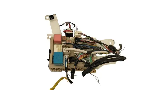 Toyota Verso SAM control unit 82730-0F320 4342-14C15