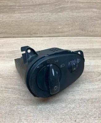 Ford Focus Light switch 98AG13A024CH