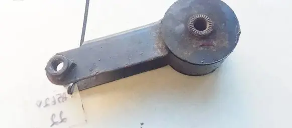 Honda Accord Engine mount bracket