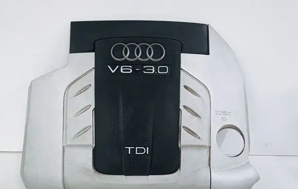Audi Q7 4L Engine cover (trim) 4L0103925B